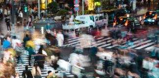 論説「教会で共に祈り、喜び感謝する」