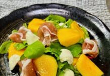 秋色ごちそうサラダ「柿と生ハムのカプレーゼ風サラダ」旬の一品